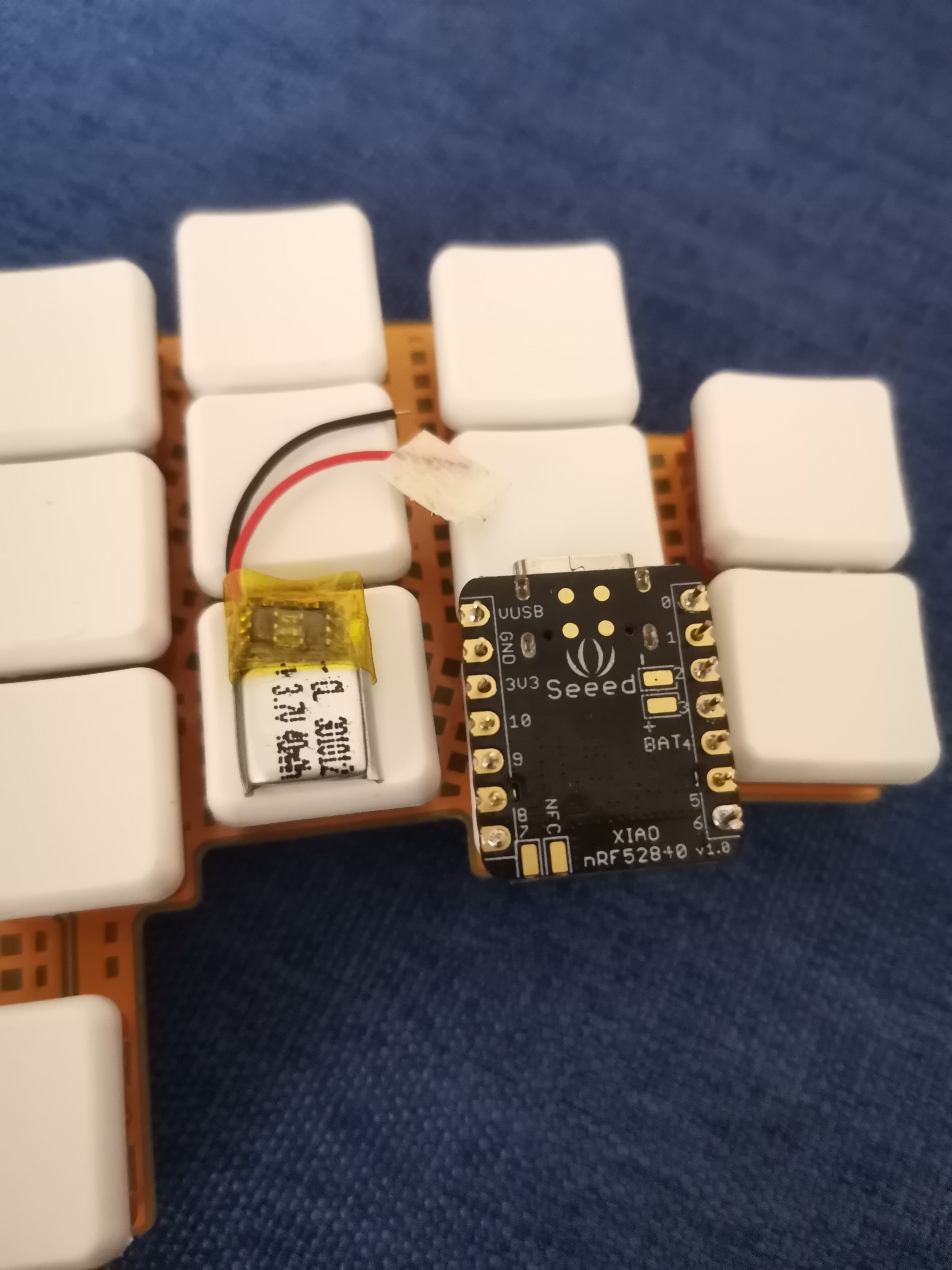 Hummingbird keyboard full view